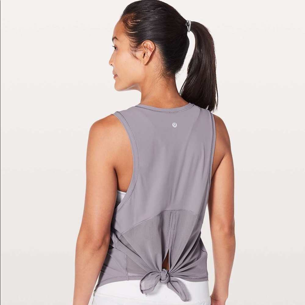 Lululemon Ace Tank size 6 practically new